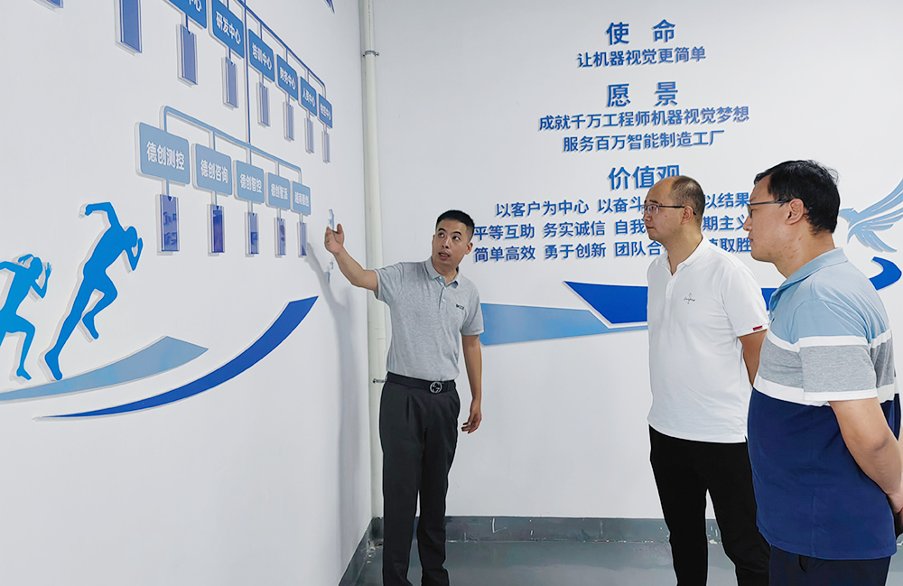 国产精品扒开腿做爽爽爽日本无码