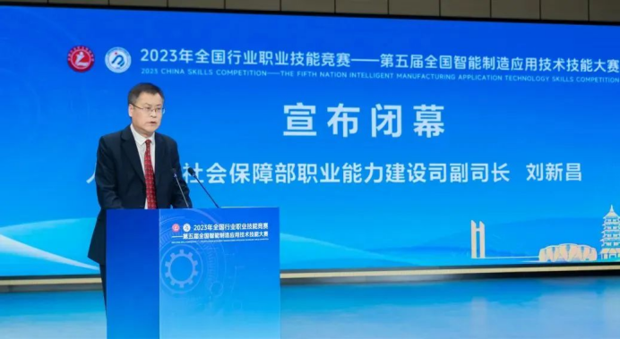 国产精品扒开腿做爽爽爽日本无码