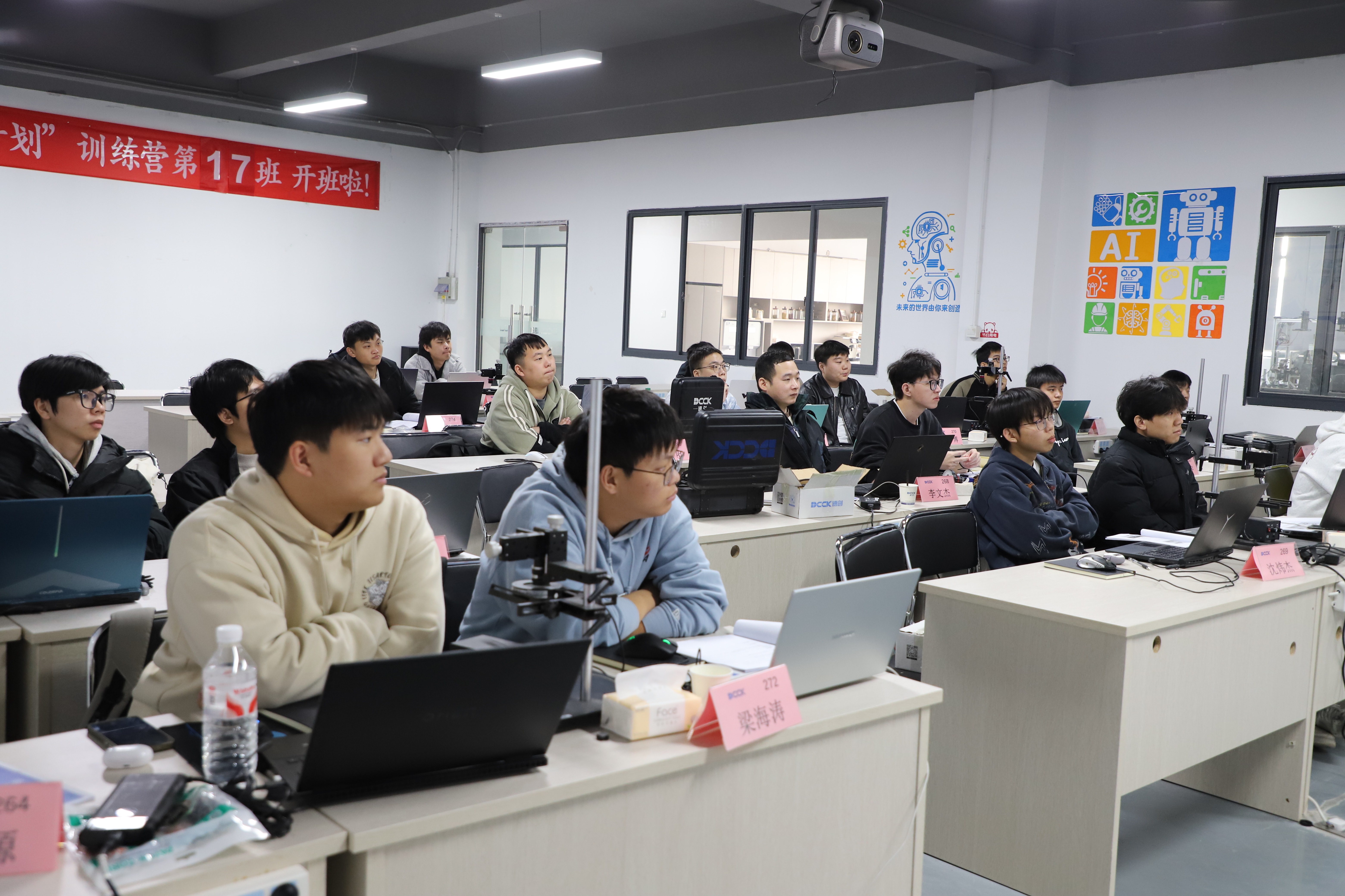 国产精品扒开腿做爽爽爽日本无码