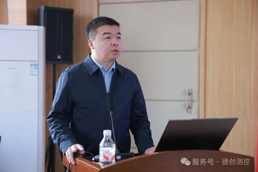 国产精品扒开腿做爽爽爽日本无码